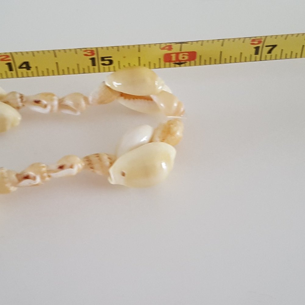 Cowrie Shell Necklace - Picture 4 of 5